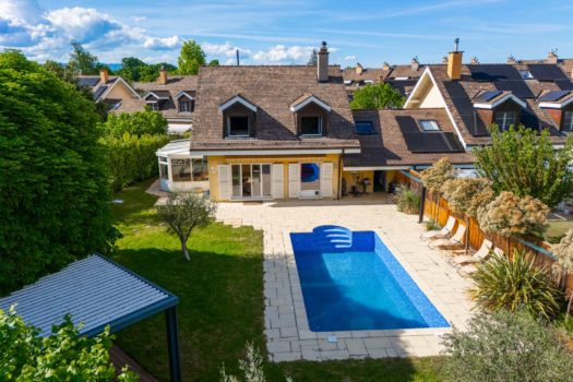 Stunning & Peaceful Countryside Home in the Heart of Puplinge – Geneva